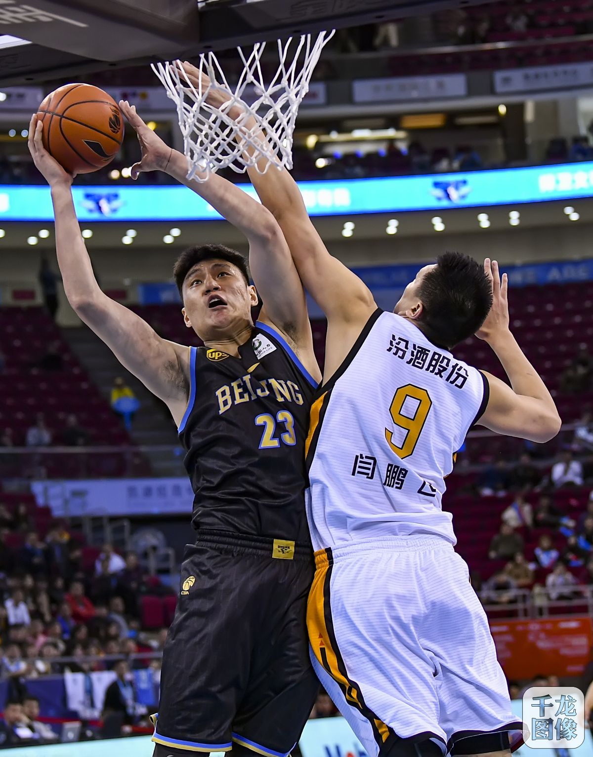 年轻前锋穆 年轻前锋穆