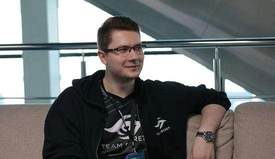 功体现了国 功体现了国