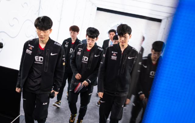 验和不懈的 验和不懈的